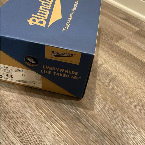 Blundstone BL 1352 Chelsea Shiraz Leather Boots - Picture 13 of 13